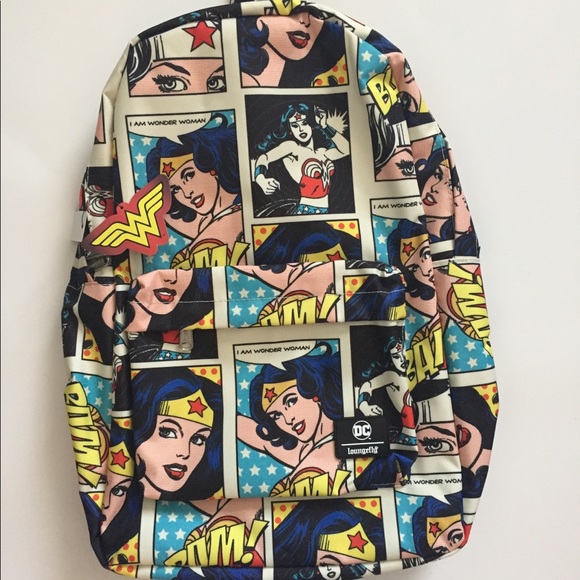❗️LAST ONE❗️Loungefly x Wonder Woman Comic Print Backpack - Picture 2 of 5